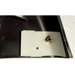 Tôle d'aile pour fixation ceinture D