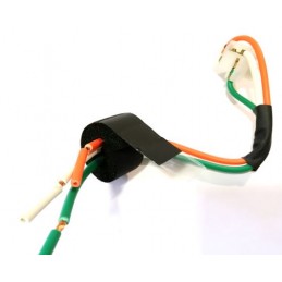 Passage de gaine ou câble réglable sur tablier